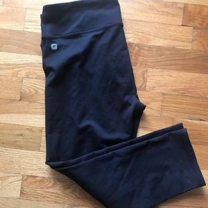 *BRAND NEW* Fabletics Midrise Powerhouse Capris